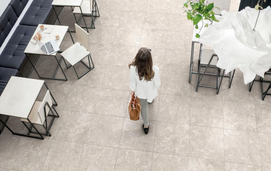 Axis-Silver-Cafe-amb-P6272R